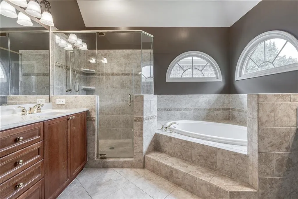 440 Wembley Circle, Sandy Springs, Georgia 30328, 3 Bedrooms Bedrooms, ,3 BathroomsBathrooms,Residential,Sold,440 Wembley Circle,6941691