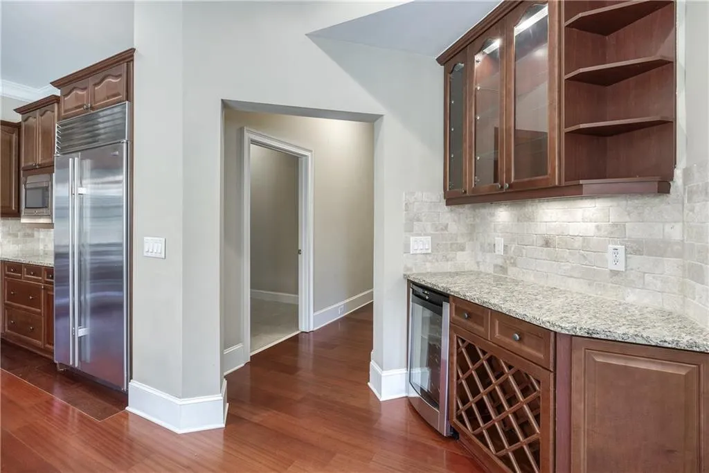 440 Wembley Circle, Sandy Springs, Georgia 30328, 3 Bedrooms Bedrooms, ,3 BathroomsBathrooms,Residential,Sold,440 Wembley Circle,6941691