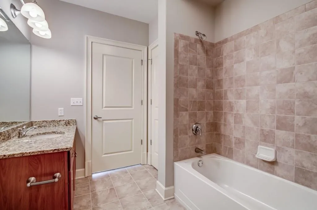 200 River Vista Drive Unit 708, Atlanta, Georgia 30339, 2 Bedrooms Bedrooms, ,2 BathroomsBathrooms,Residential,Sold,200 River Vista Drive Unit 708,5734347