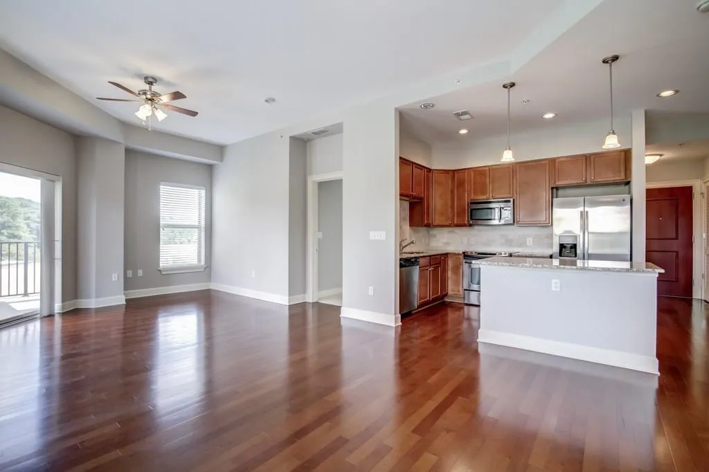 200 River Vista Drive Unit 708, Atlanta, Georgia 30339, 2 Bedrooms Bedrooms, ,2 BathroomsBathrooms,Residential,Sold,200 River Vista Drive Unit 708,5734347