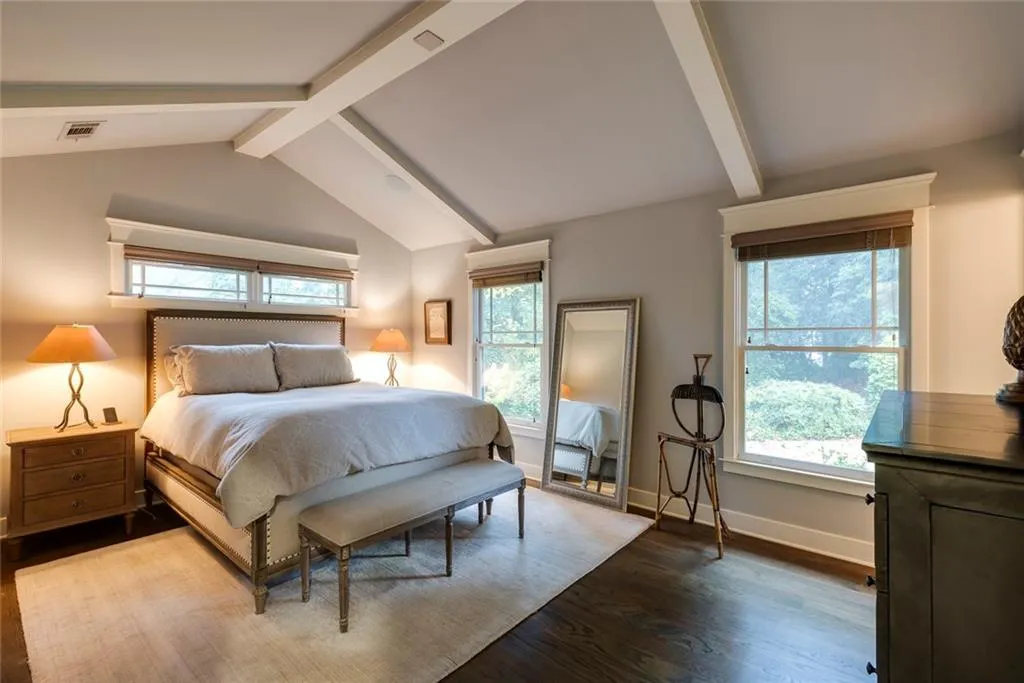 6335 Cherry Tree Lane, Sandy Springs, Georgia 30328, 3 Bedrooms Bedrooms, ,2 BathroomsBathrooms,Residential,For Sale,6335 Cherry Tree Lane,7672908