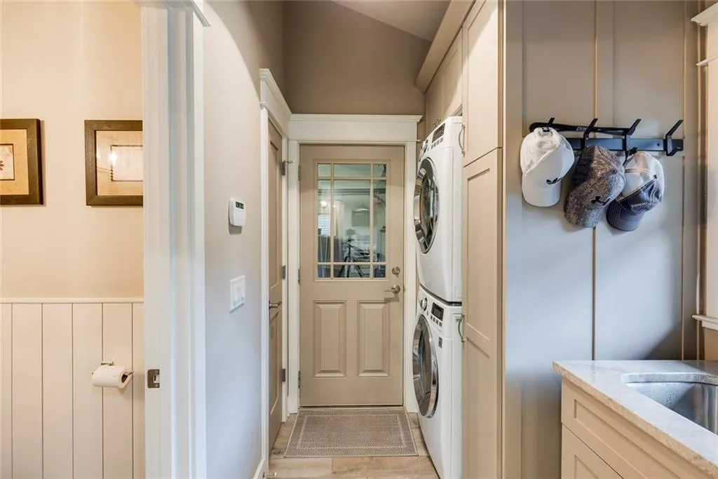 6335 Cherry Tree Lane, Sandy Springs, Georgia 30328, 3 Bedrooms Bedrooms, ,2 BathroomsBathrooms,Residential,For Sale,6335 Cherry Tree Lane,7672908