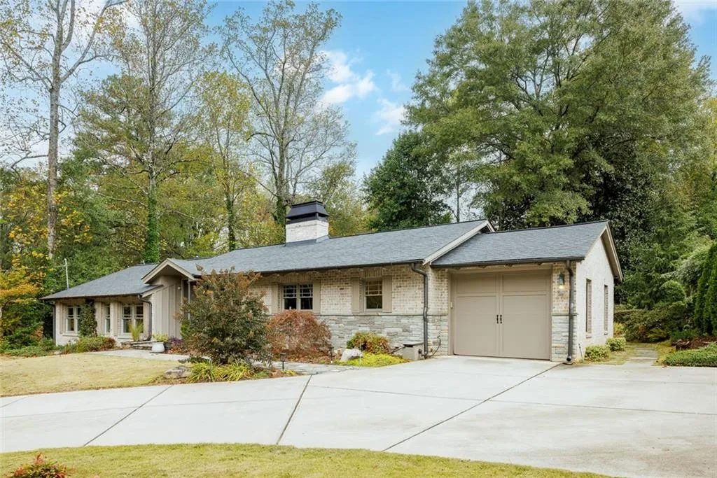 6335 Cherry Tree Lane, Sandy Springs, Georgia 30328, 3 Bedrooms Bedrooms, ,2 BathroomsBathrooms,Residential,For Sale,6335 Cherry Tree Lane,7672908