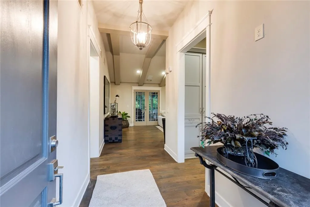 6335 Cherry Tree Lane, Sandy Springs, Georgia 30328, 3 Bedrooms Bedrooms, ,2 BathroomsBathrooms,Residential,For Sale,6335 Cherry Tree Lane,7672908