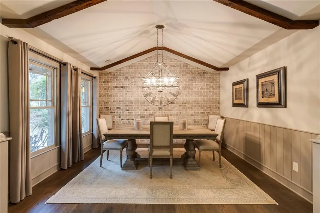 6335 Cherry Tree Lane, Sandy Springs, Georgia 30328, 3 Bedrooms Bedrooms, ,2 BathroomsBathrooms,Residential,For Sale,6335 Cherry Tree Lane,7672908