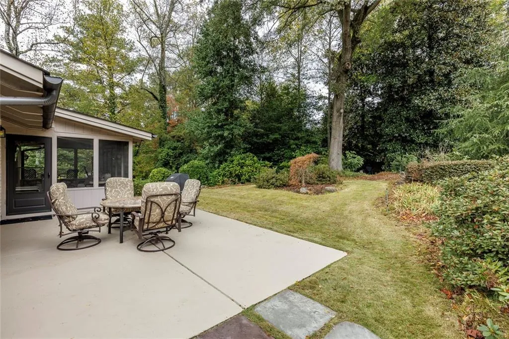 6335 Cherry Tree Lane, Sandy Springs, Georgia 30328, 3 Bedrooms Bedrooms, ,2 BathroomsBathrooms,Residential,For Sale,6335 Cherry Tree Lane,7672908