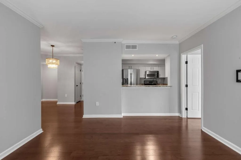 275 13th Street Ne Unit 401, Atlanta, Georgia 30309, 2 Bedrooms Bedrooms, ,2 BathroomsBathrooms,Residential,For Sale,275 13th Street Ne Unit 401,7618160