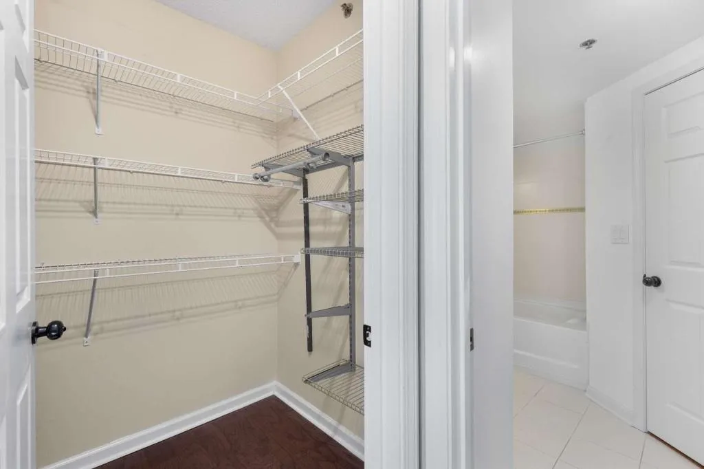 275 13th Street Ne Unit 401, Atlanta, Georgia 30309, 2 Bedrooms Bedrooms, ,2 BathroomsBathrooms,Residential,For Sale,275 13th Street Ne Unit 401,7618160