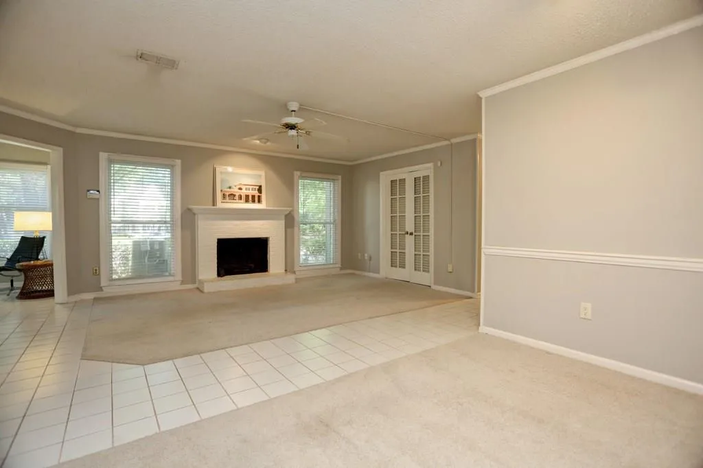 308 Hollyfax Circle Unit 308, Sandy Springs, Georgia 30328, 2 Bedrooms Bedrooms, ,2 BathroomsBathrooms,Residential,Sold,308 Hollyfax Circle Unit 308,5686703