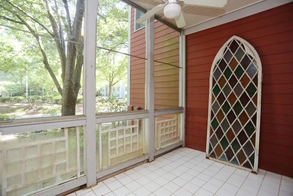 308 Hollyfax Circle Unit 308, Sandy Springs, Georgia 30328, 2 Bedrooms Bedrooms, ,2 BathroomsBathrooms,Residential,Sold,308 Hollyfax Circle Unit 308,5686703