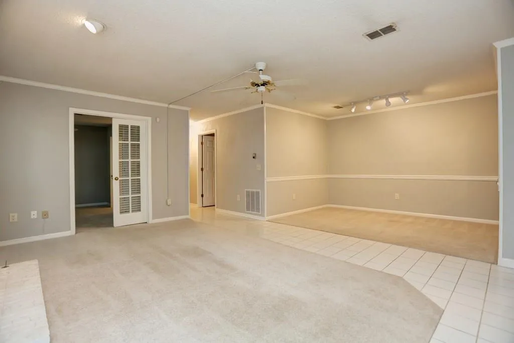 308 Hollyfax Circle Unit 308, Sandy Springs, Georgia 30328, 2 Bedrooms Bedrooms, ,2 BathroomsBathrooms,Residential,Sold,308 Hollyfax Circle Unit 308,5686703