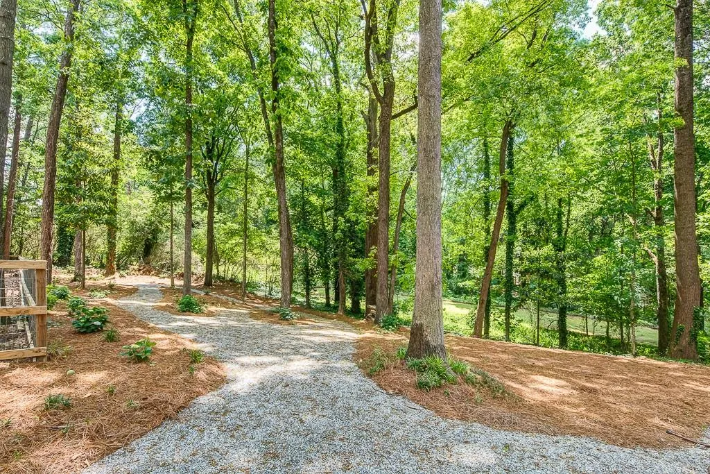 7205 Hunters Branch Drive, Sandy Springs, Georgia 30328, 4 Bedrooms Bedrooms, ,2 BathroomsBathrooms,Residential,Sold,7205 Hunters Branch Drive,5688496