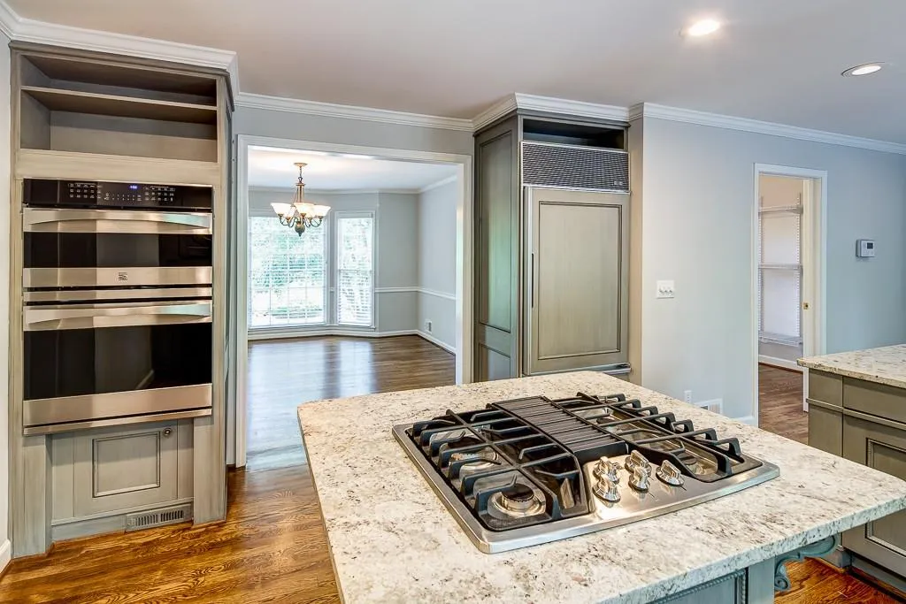 7205 Hunters Branch Drive, Sandy Springs, Georgia 30328, 4 Bedrooms Bedrooms, ,2 BathroomsBathrooms,Residential,Sold,7205 Hunters Branch Drive,5688496