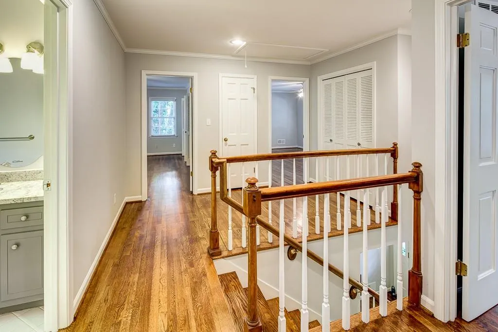 7205 Hunters Branch Drive, Sandy Springs, Georgia 30328, 4 Bedrooms Bedrooms, ,2 BathroomsBathrooms,Residential,Sold,7205 Hunters Branch Drive,5688496