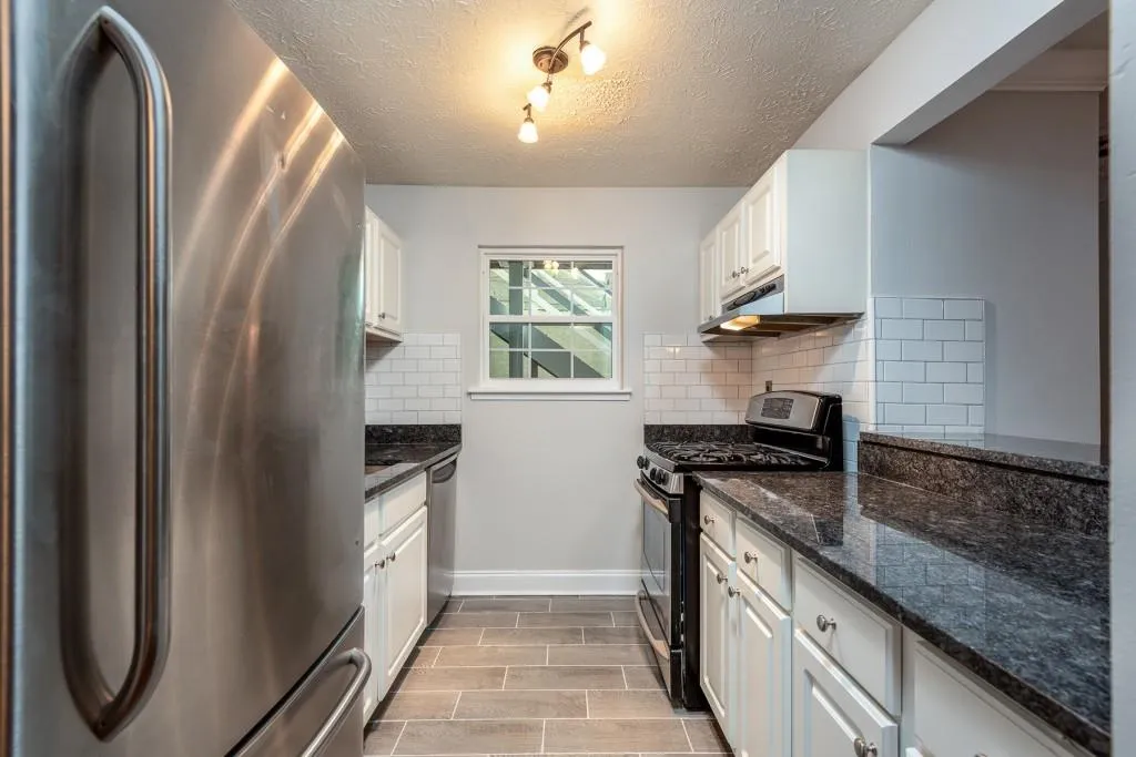 6800 Glenridge Drive Unit 6820a, Sandy Springs, Georgia 30328, 2 Bedrooms Bedrooms, ,2 BathroomsBathrooms,Residential,Sold,6800 Glenridge Drive Unit 6820a,6735926