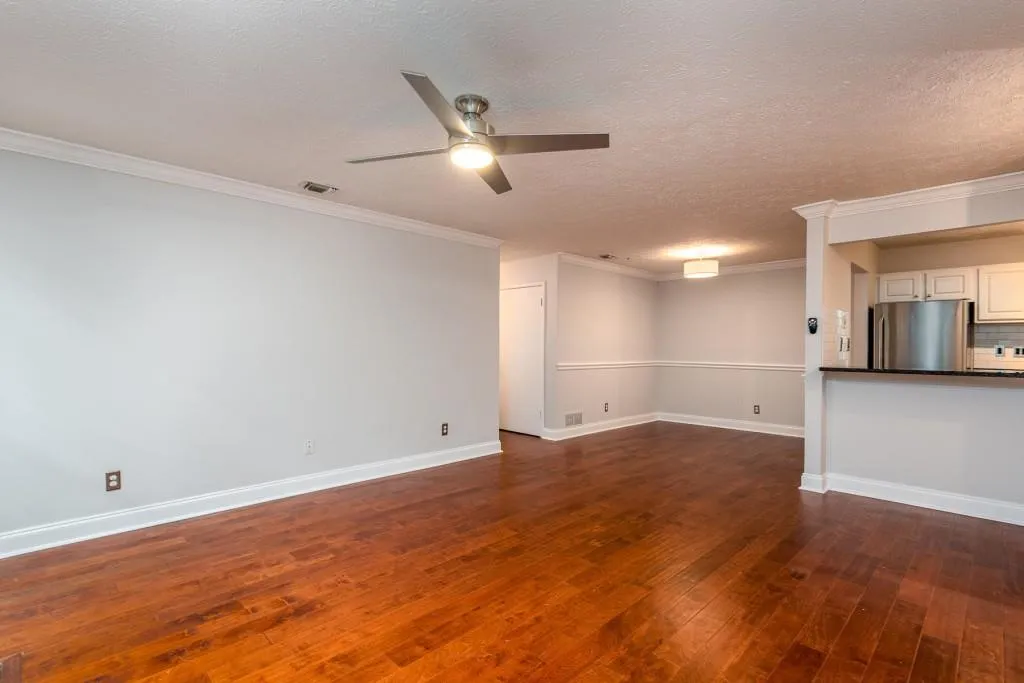 6800 Glenridge Drive Unit 6820a, Sandy Springs, Georgia 30328, 2 Bedrooms Bedrooms, ,2 BathroomsBathrooms,Residential,Sold,6800 Glenridge Drive Unit 6820a,6735926