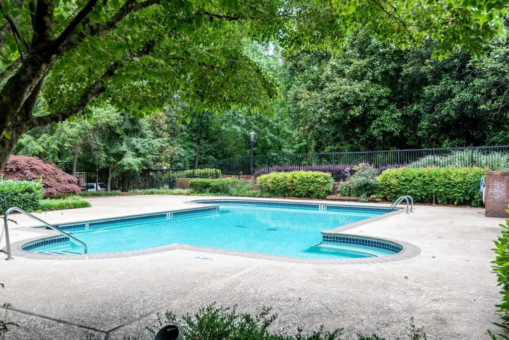 6800 Glenridge Drive Unit 6820a, Sandy Springs, Georgia 30328, 2 Bedrooms Bedrooms, ,2 BathroomsBathrooms,Residential,Sold,6800 Glenridge Drive Unit 6820a,6735926