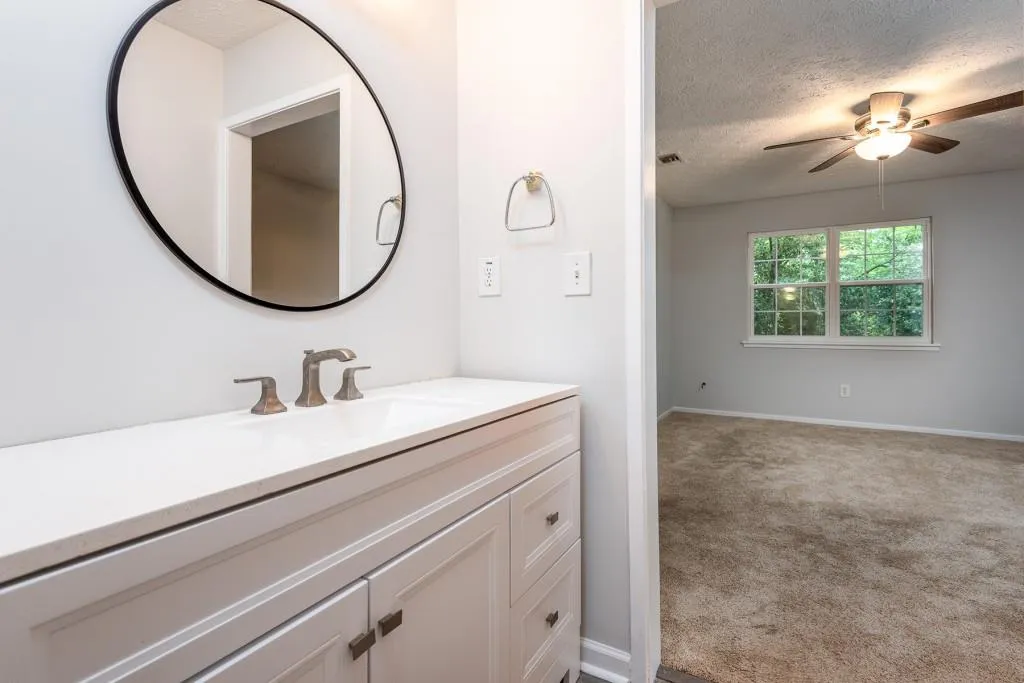 6800 Glenridge Drive Unit 6820a, Sandy Springs, Georgia 30328, 2 Bedrooms Bedrooms, ,2 BathroomsBathrooms,Residential,Sold,6800 Glenridge Drive Unit 6820a,6735926