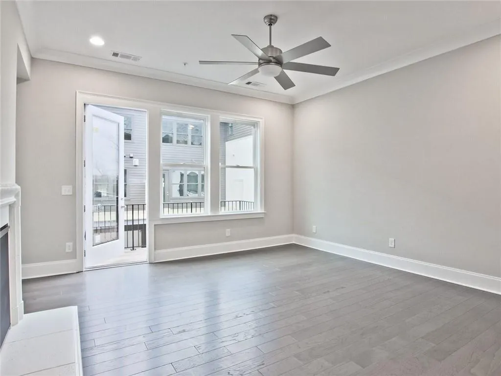 6674 Sterling Drive Unit 667, Sandy Springs, Georgia 30328, 3 Bedrooms Bedrooms, ,3 BathroomsBathrooms,Residential,Sold,6674 Sterling Drive Unit 667,6900019