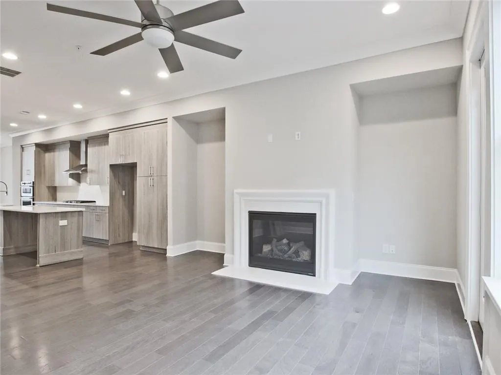 6674 Sterling Drive Unit 667, Sandy Springs, Georgia 30328, 3 Bedrooms Bedrooms, ,3 BathroomsBathrooms,Residential,Sold,6674 Sterling Drive Unit 667,6900019