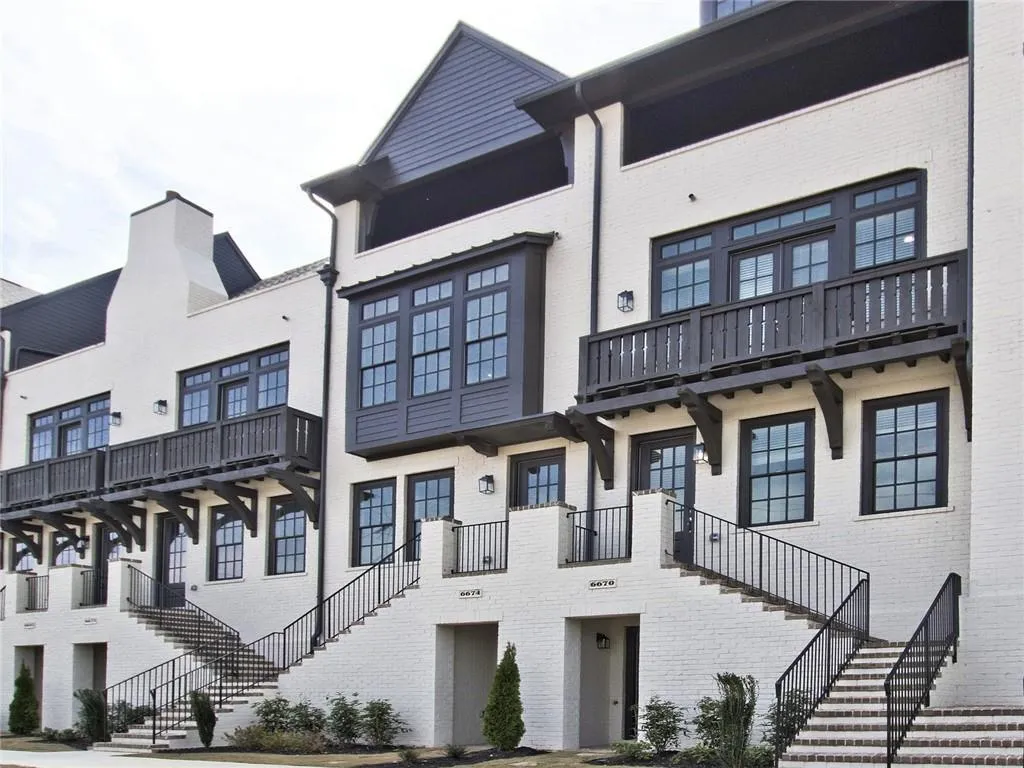 6674 Sterling Drive Unit 667, Sandy Springs, Georgia 30328, 3 Bedrooms Bedrooms, ,3 BathroomsBathrooms,Residential,Sold,6674 Sterling Drive Unit 667,6900019