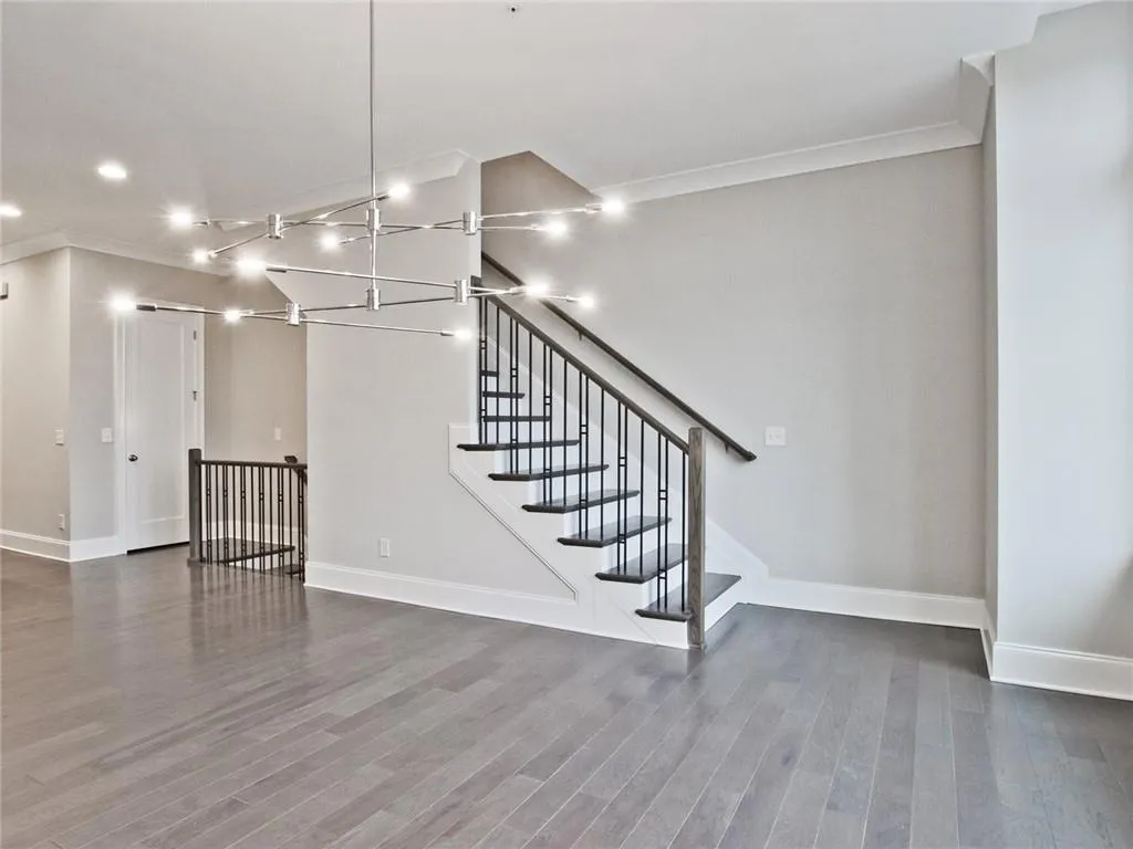 6674 Sterling Drive Unit 667, Sandy Springs, Georgia 30328, 3 Bedrooms Bedrooms, ,3 BathroomsBathrooms,Residential,Sold,6674 Sterling Drive Unit 667,6900019