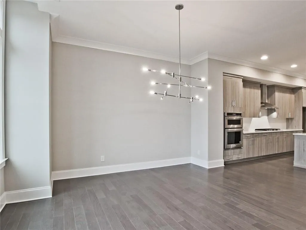 6674 Sterling Drive Unit 667, Sandy Springs, Georgia 30328, 3 Bedrooms Bedrooms, ,3 BathroomsBathrooms,Residential,Sold,6674 Sterling Drive Unit 667,6900019