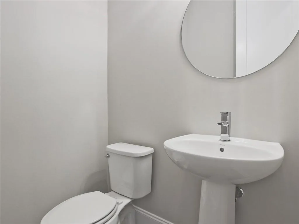 6674 Sterling Drive Unit 667, Sandy Springs, Georgia 30328, 3 Bedrooms Bedrooms, ,3 BathroomsBathrooms,Residential,Sold,6674 Sterling Drive Unit 667,6900019