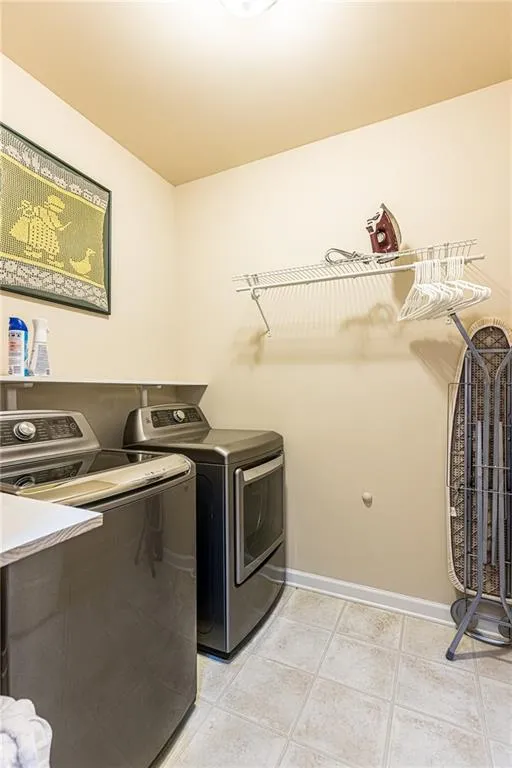 157 Alderwood Hill Unit 157, Sandy Springs, Georgia 30328, 3 Bedrooms Bedrooms, ,3 BathroomsBathrooms,Residential,Sold,157 Alderwood Hill Unit 157,7165926