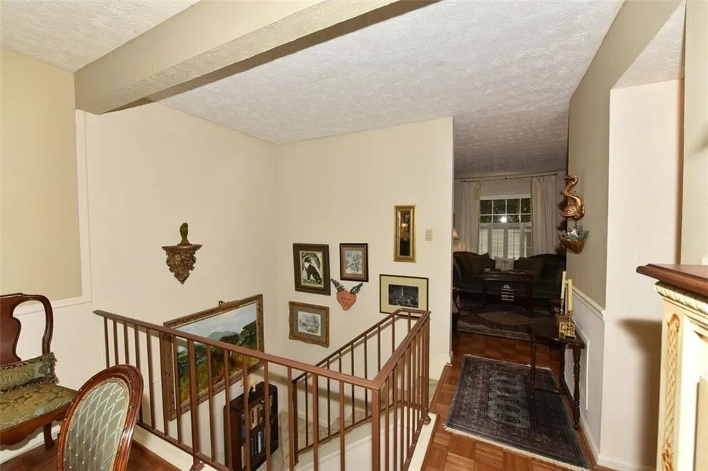 725 Dalrymple Road Unit 6d, Sandy Springs, Georgia 30328, 3 Bedrooms Bedrooms, ,2 BathroomsBathrooms,Residential,Sold,725 Dalrymple Road Unit 6d,6030869