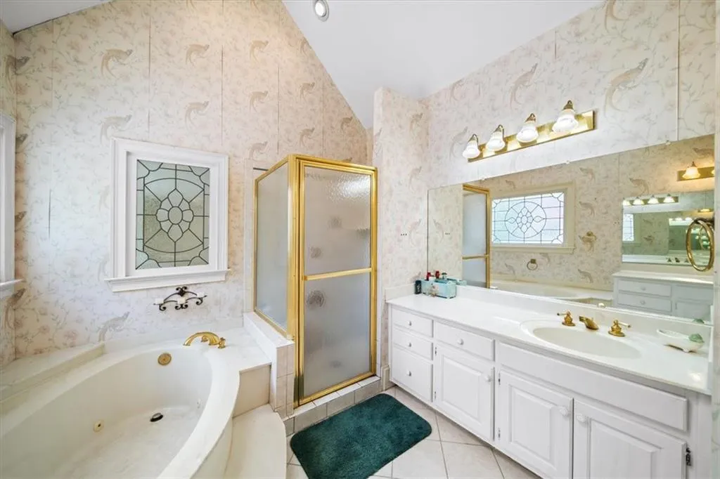 2820 Harwick Drive, Atlanta, Georgia 30350, 5 Bedrooms Bedrooms, ,5 BathroomsBathrooms,Residential,For Sale,2820 Harwick Drive,7617921