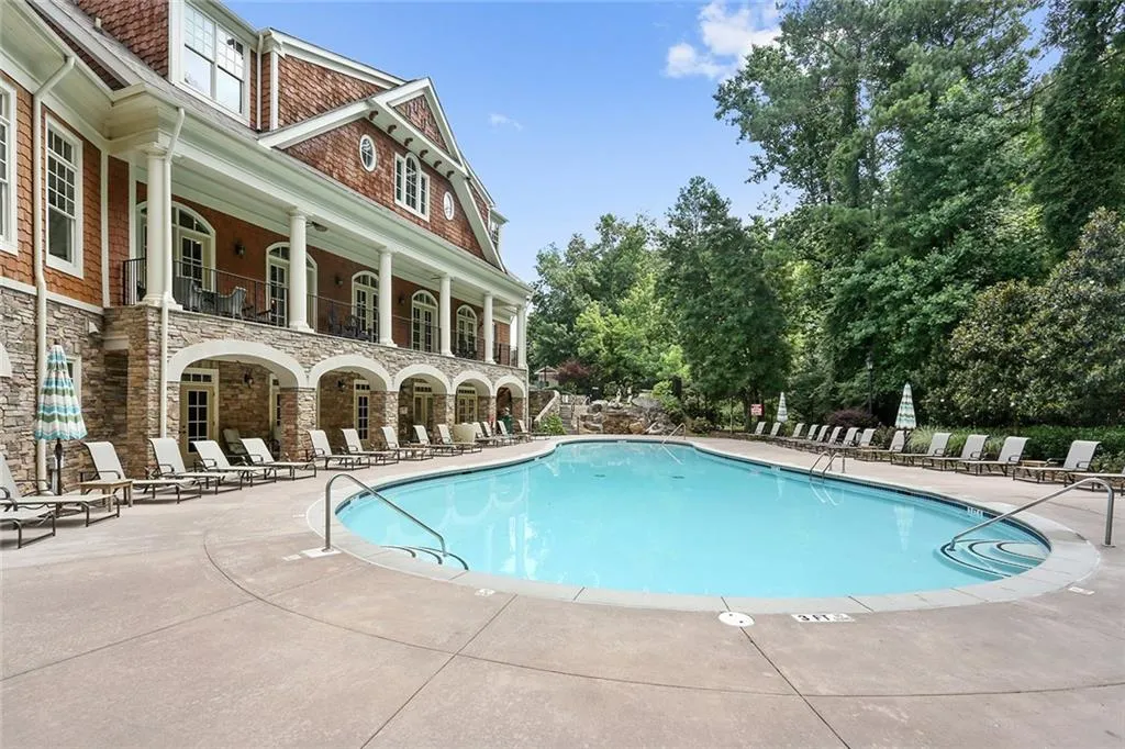 200 River Vista Drive Unit 702, Atlanta, Georgia 30339, 2 Bedrooms Bedrooms, ,2 BathroomsBathrooms,Residential,Sold,200 River Vista Drive Unit 702,5867807