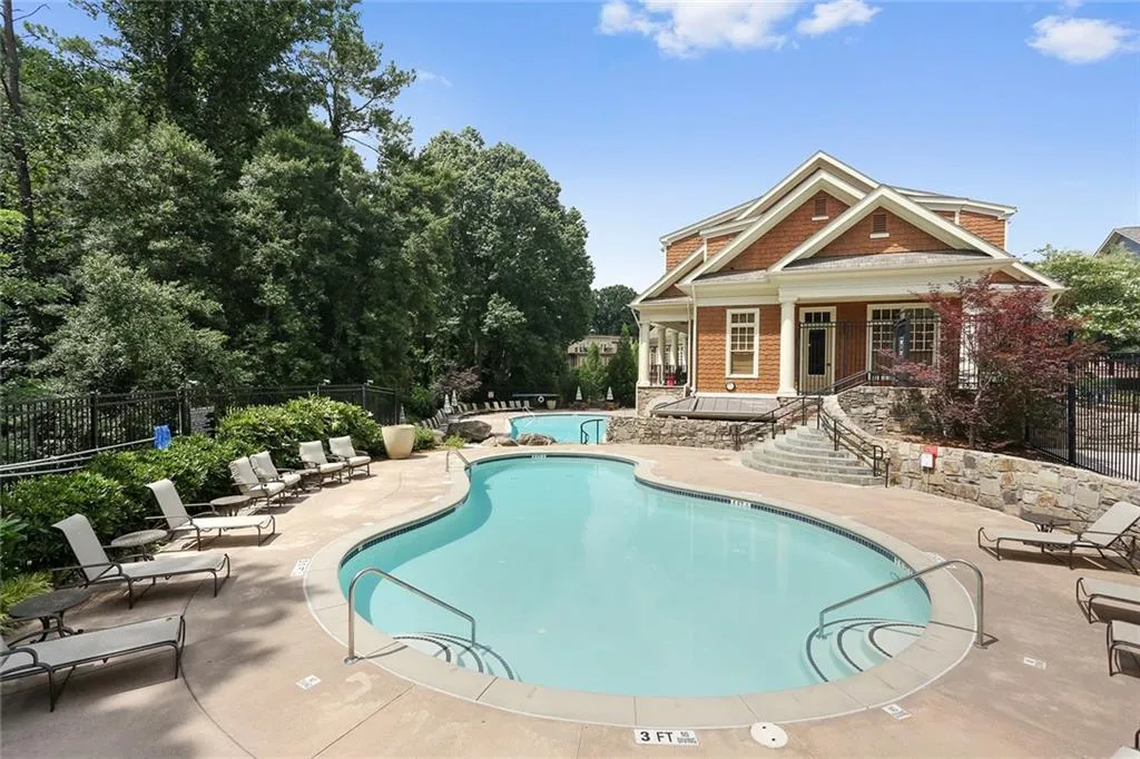 200 River Vista Drive Unit 702, Atlanta, Georgia 30339, 2 Bedrooms Bedrooms, ,2 BathroomsBathrooms,Residential,Sold,200 River Vista Drive Unit 702,5867807