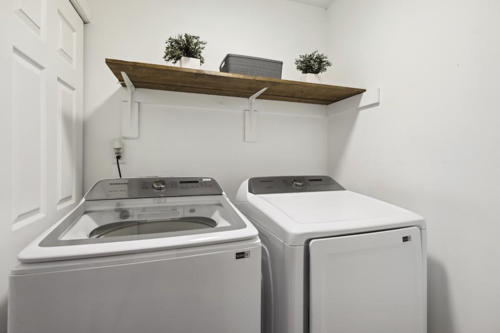 203 Natchez Trace, Sandy Springs, Georgia 30350, 2 Bedrooms Bedrooms, ,1 BathroomBathrooms,Residential,Sold,203 Natchez Trace,7298266