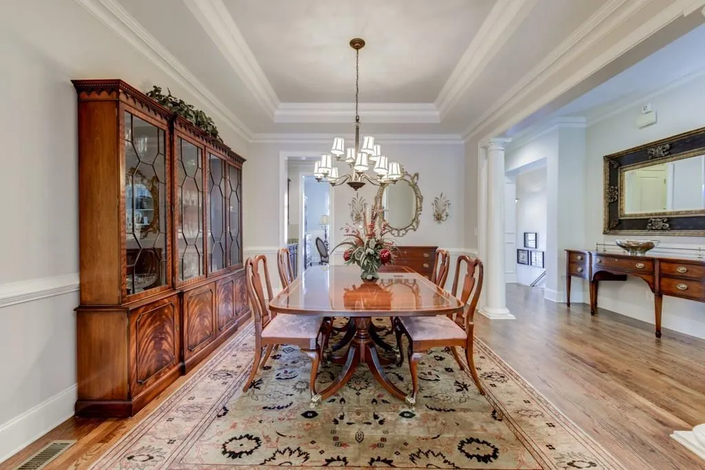 548 Sarabrook Place, Atlanta, Georgia 30342, 3 Bedrooms Bedrooms, ,3 BathroomsBathrooms,Residential,Sold,548 Sarabrook Place,6068098