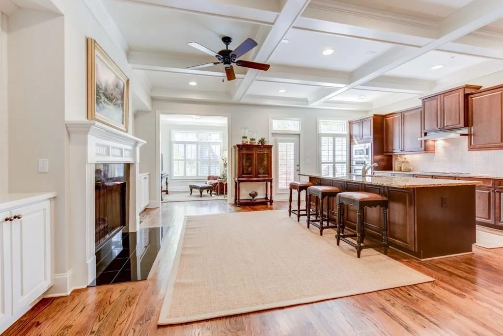 548 Sarabrook Place, Atlanta, Georgia 30342, 3 Bedrooms Bedrooms, ,3 BathroomsBathrooms,Residential,Sold,548 Sarabrook Place,6068098