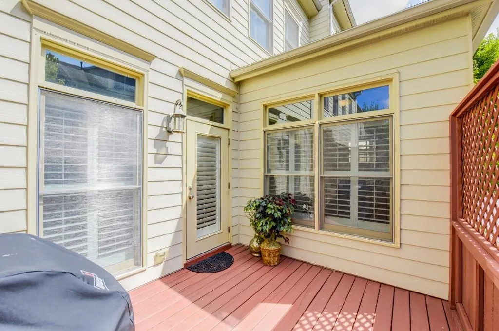 548 Sarabrook Place, Atlanta, Georgia 30342, 3 Bedrooms Bedrooms, ,3 BathroomsBathrooms,Residential,Sold,548 Sarabrook Place,6068098