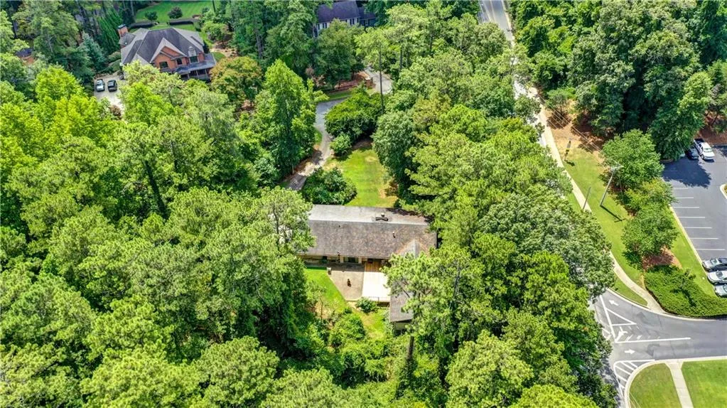 1500 Sunnybrook Farm Road, Sandy Springs, Georgia 30350, 4 Bedrooms Bedrooms, ,2 BathroomsBathrooms,Residential,Sold,1500 Sunnybrook Farm Road,7022024