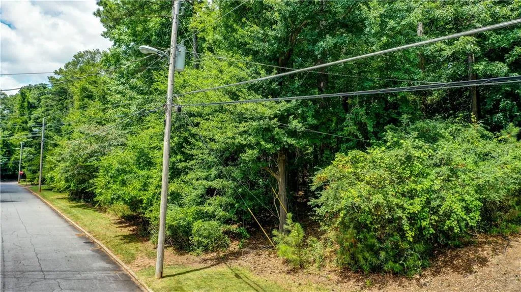 1500 Sunnybrook Farm Road, Sandy Springs, Georgia 30350, 4 Bedrooms Bedrooms, ,2 BathroomsBathrooms,Residential,Sold,1500 Sunnybrook Farm Road,7022024