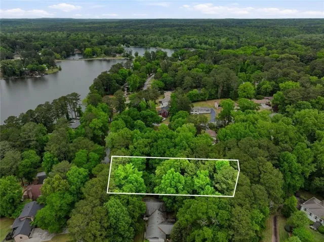 Photo virtually staged - no home on property