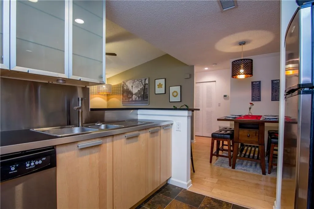 224 Granville Court Unit 224, Sandy Springs, Georgia 30328, 1 Bedroom Bedrooms, ,1 BathroomBathrooms,Residential,Sold,224 Granville Court Unit 224,6085284