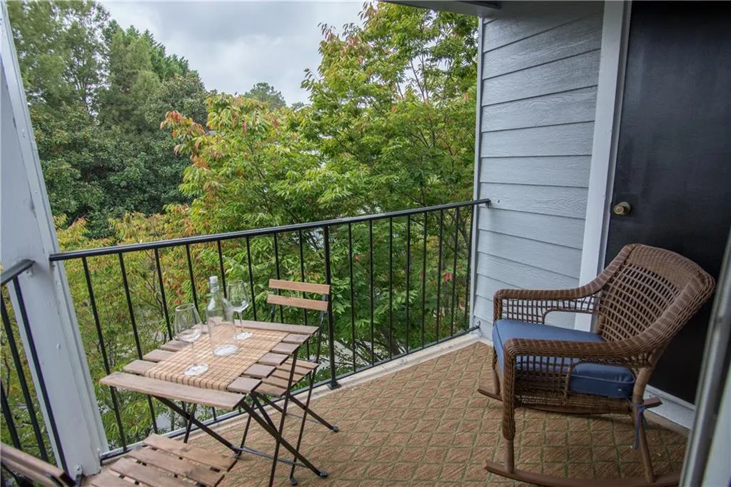 224 Granville Court Unit 224, Sandy Springs, Georgia 30328, 1 Bedroom Bedrooms, ,1 BathroomBathrooms,Residential,Sold,224 Granville Court Unit 224,6085284