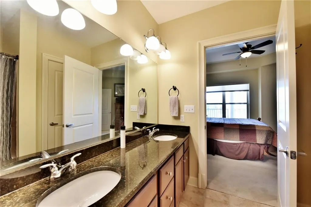 200 River Vista Drive Unit 736, Atlanta, Georgia 30339, 2 Bedrooms Bedrooms, ,2 BathroomsBathrooms,Residential,Sold,200 River Vista Drive Unit 736,5972471