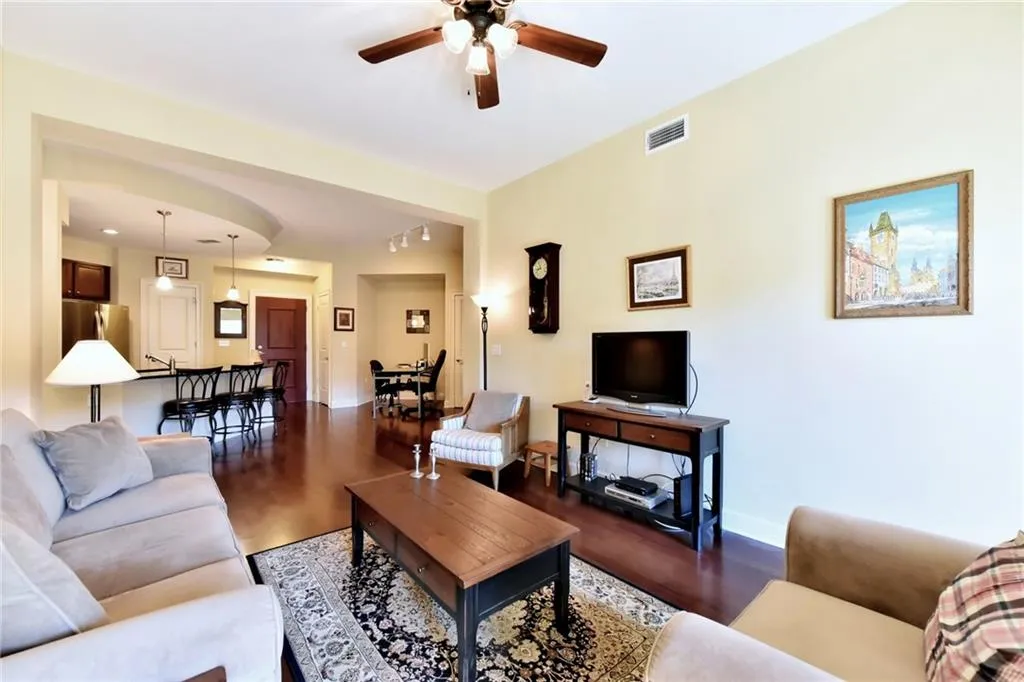 200 River Vista Drive Unit 736, Atlanta, Georgia 30339, 2 Bedrooms Bedrooms, ,2 BathroomsBathrooms,Residential,Sold,200 River Vista Drive Unit 736,5972471