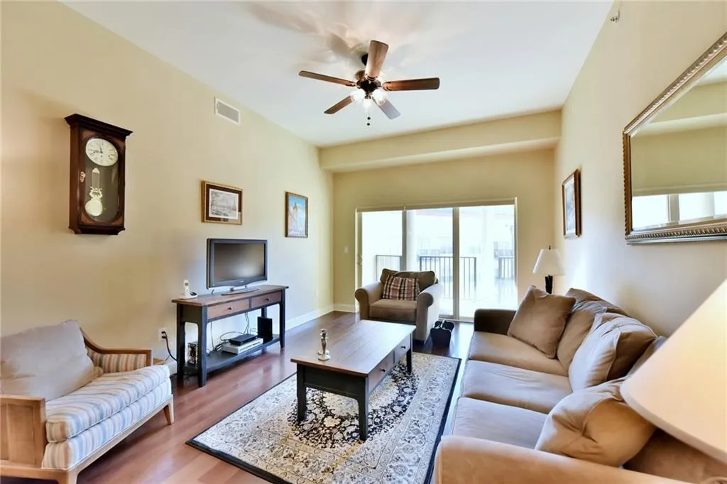 200 River Vista Drive Unit 736, Atlanta, Georgia 30339, 2 Bedrooms Bedrooms, ,2 BathroomsBathrooms,Residential,Sold,200 River Vista Drive Unit 736,5972471