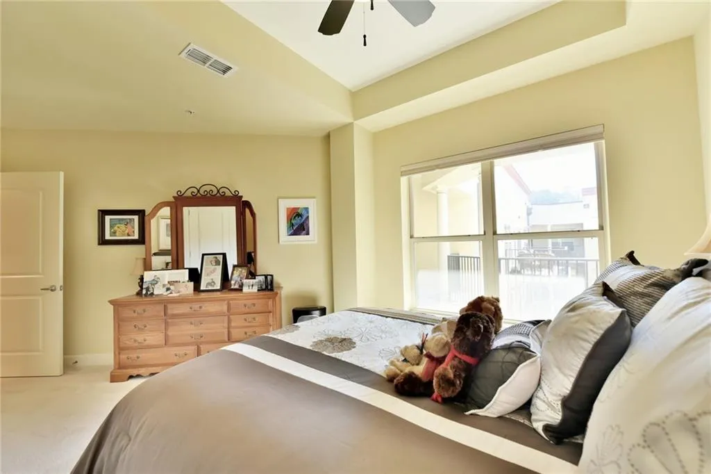 200 River Vista Drive Unit 736, Atlanta, Georgia 30339, 2 Bedrooms Bedrooms, ,2 BathroomsBathrooms,Residential,Sold,200 River Vista Drive Unit 736,5972471