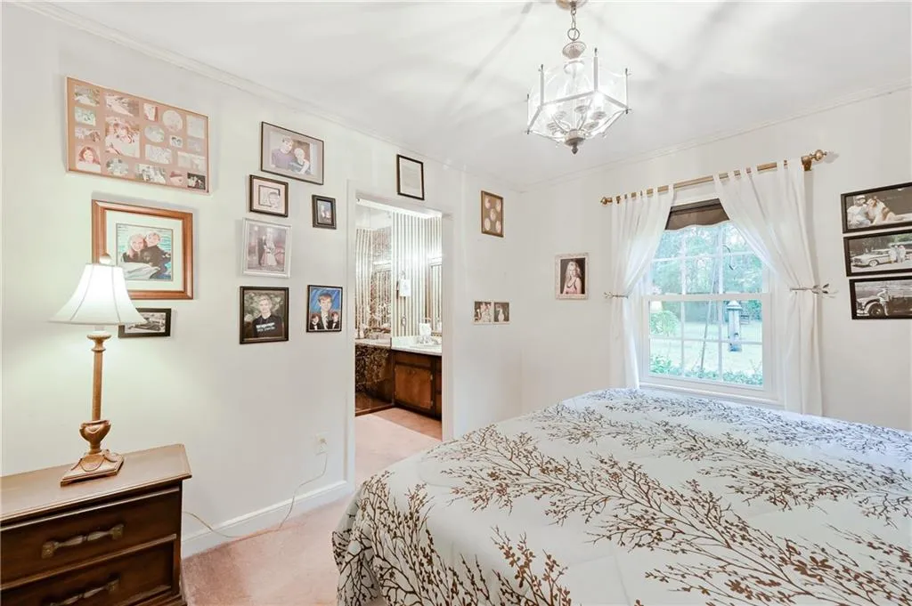 66 Johnson Ferry Road Nw, Atlanta, Georgia 30328, 3 Bedrooms Bedrooms, ,2 BathroomsBathrooms,Residential,Sold,66 Johnson Ferry Road Nw,7129903