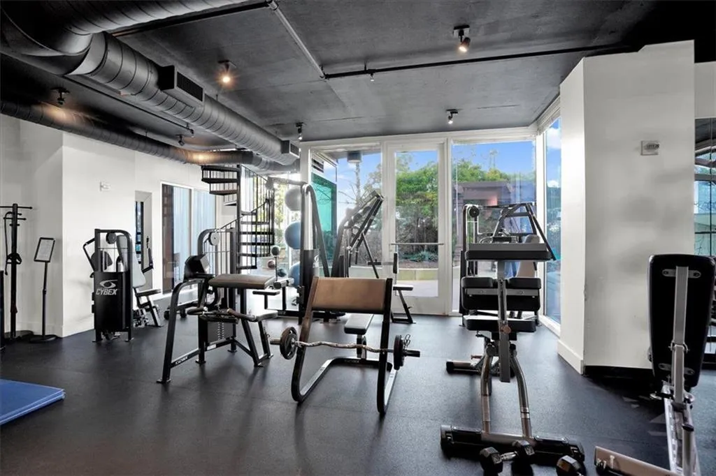 3324 Peachtree Road Ne Unit 1307, Atlanta, Georgia 30326, 1 Bedroom Bedrooms, 0 ,1 BathroomBathrooms,Residential,For Sale,3324 Peachtree Road Ne Unit 1307,7728085