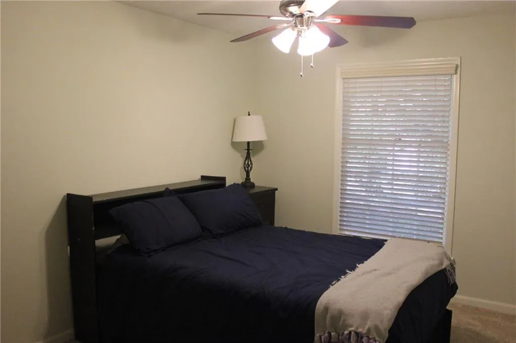 6700 Roswell Road Unit 15c, Sandy Springs, Georgia 30328, 3 Bedrooms Bedrooms, ,2 BathroomsBathrooms,Residential,Sold,6700 Roswell Road Unit 15c,6090516