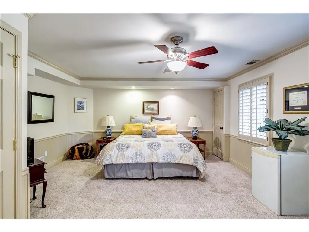 6165 Weatherly Drive, Atlanta, Georgia 30328, 5 Bedrooms Bedrooms, ,4 BathroomsBathrooms,Residential,Sold,6165 Weatherly Drive,5740910